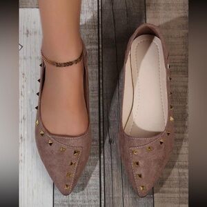 Elegant Studded Tan Flats